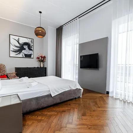 Modern In The Heart Of Uus-veerenni *