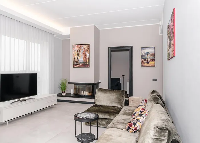 Modern In The Heart Of Uus-veerenni